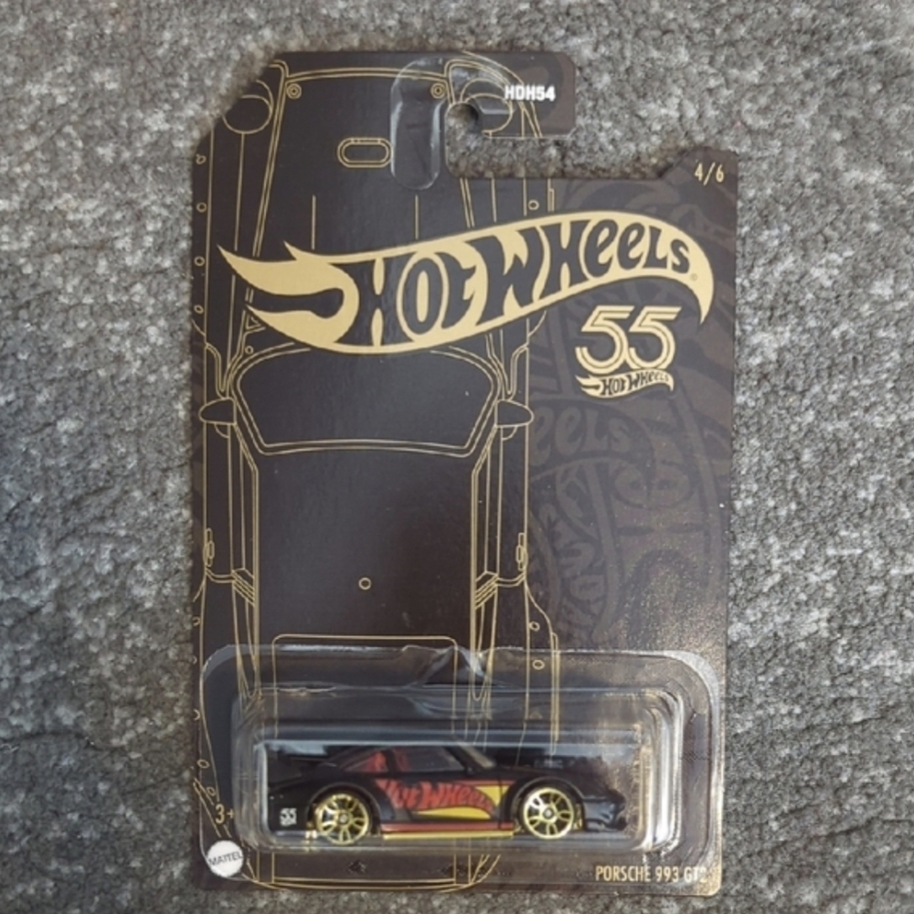 Hot Wheels 55th anniversary Porsche 993 GT2 Die-Cast Car Brand New